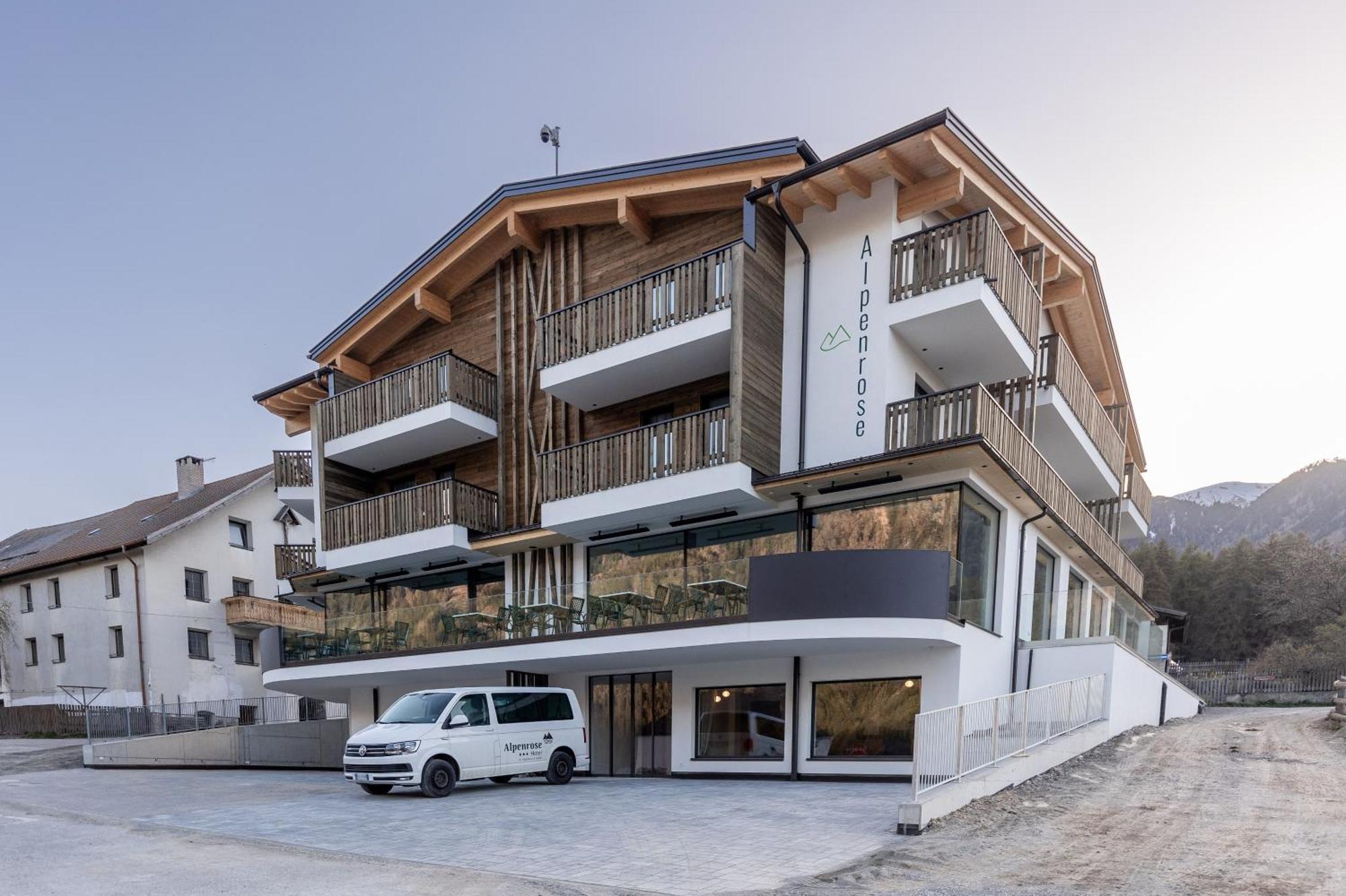 Hotel Alpenrose San Valentino alla Muta Exterior foto